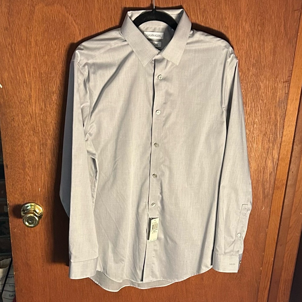NWT Calvin Klein Men's Slim-Fit Steel Herringbone Dress Shirt, size L, 16, 32/33